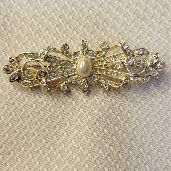NA Jewelry - Brooch
